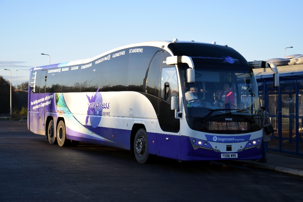 Bus From Halbeath Park And Ride To Edinburgh Airport www.oxford-chiltern-bus-page.co.uk